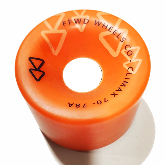roue-skateboard-orange-climax-ff-wd-whells-co-soixante-dix-soixante-dix-huit-A-mister-eight